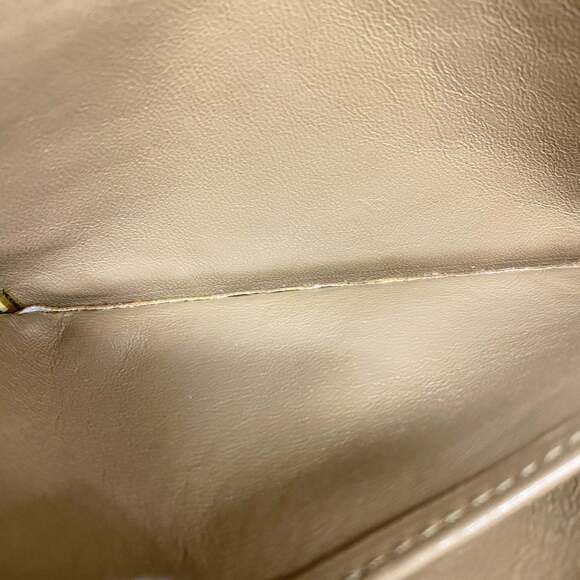 CHANEL Blue Shoulder Bag - Picture 12 of 16